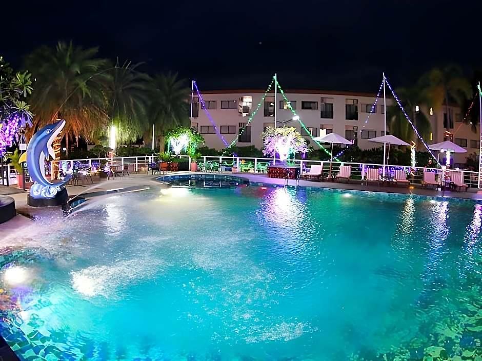 รีสอร์ท Lakkhana Poolside 4*