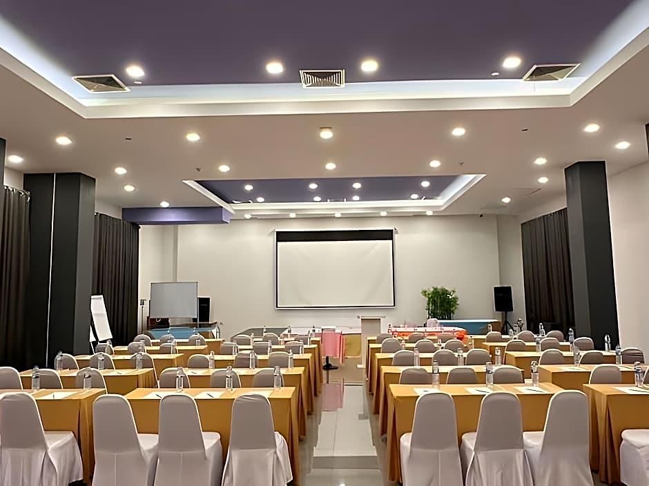 รีสอร์ท Lakkhana Poolside