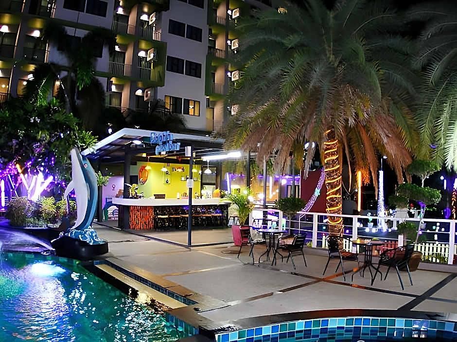 Lakkhana Poolside Pattaya