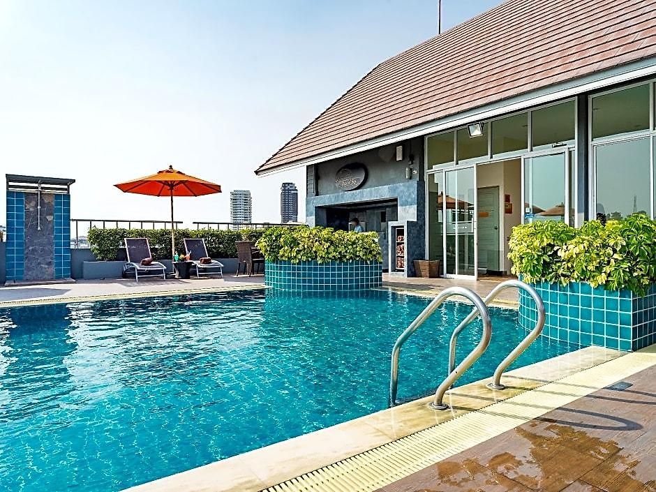 Adelphi โรงแรม Pattaya