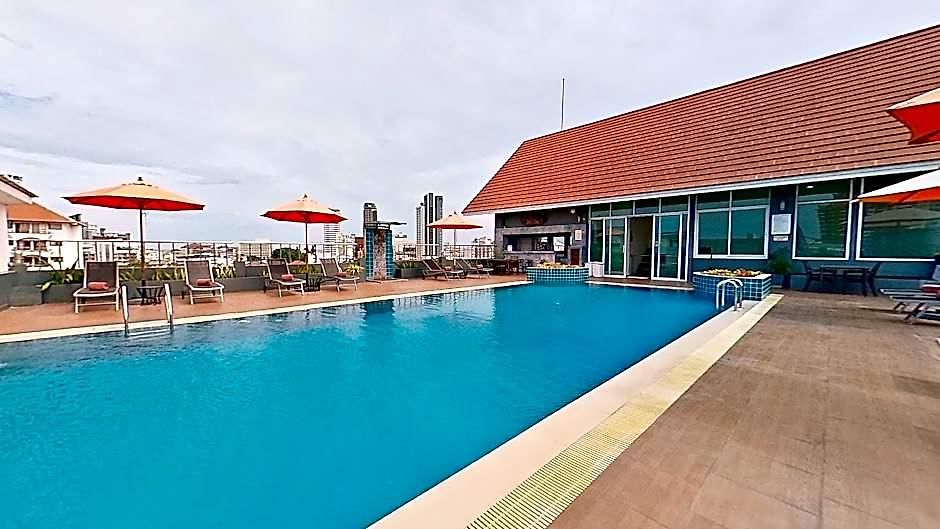 โรงแรม Adelphi 4*