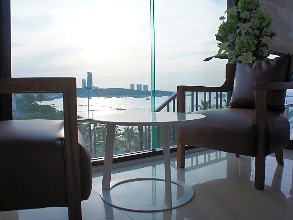 โรงแรม เซเรโนเทล พัทยา Pattaya
