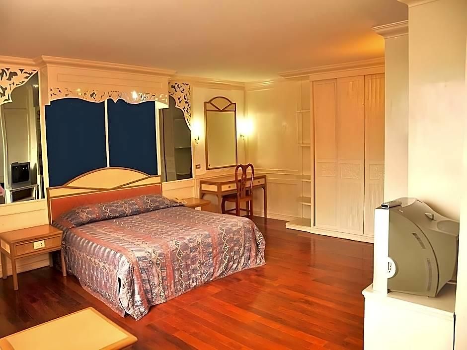 Hotel Highfive