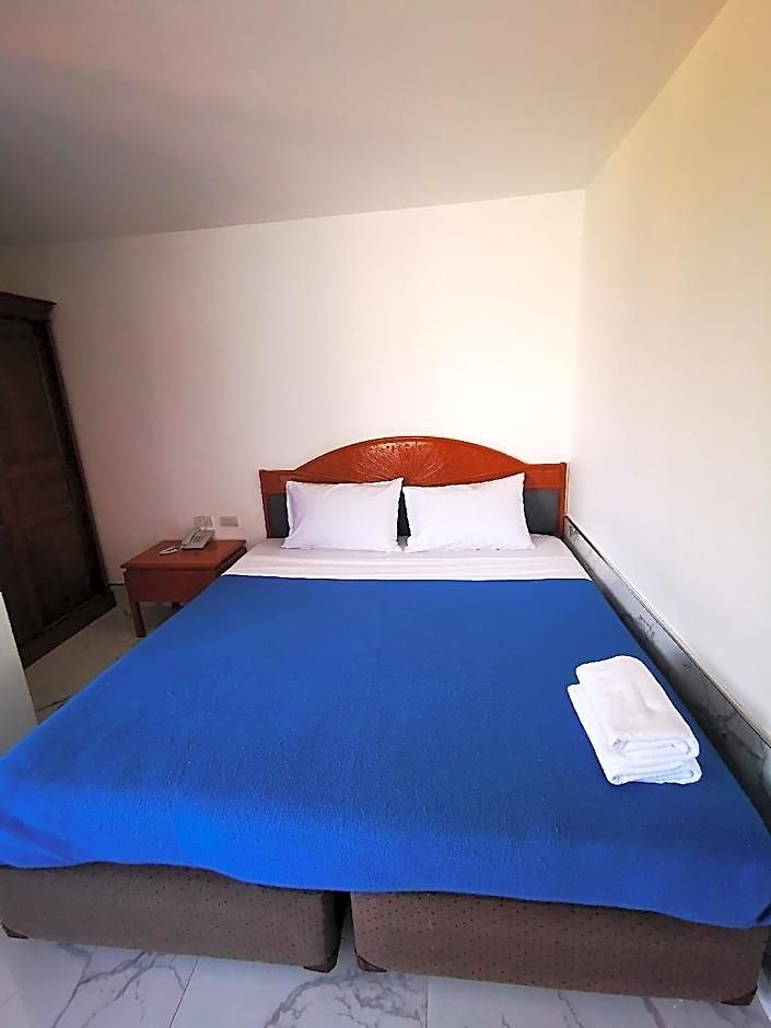 Hotel Highfive