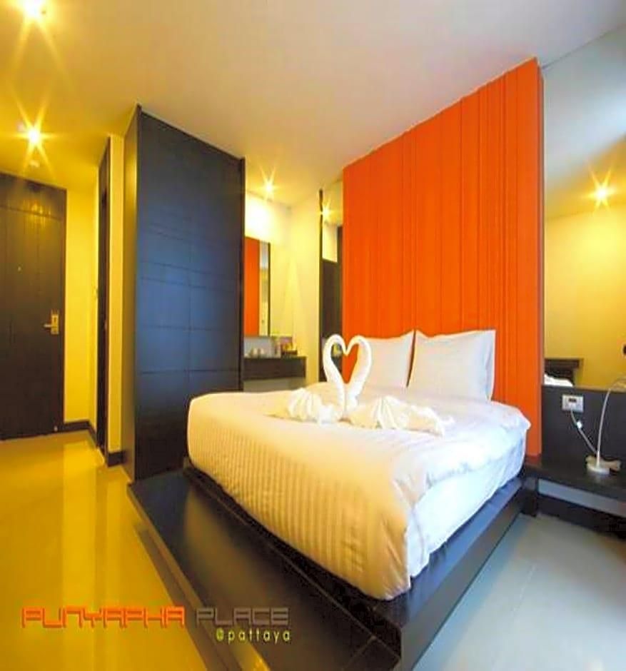 Punyapha Place Hotel 3*