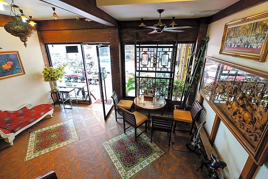 The Red Balcony Pattaya