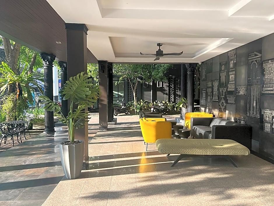 Prs By Sojourn Hotel