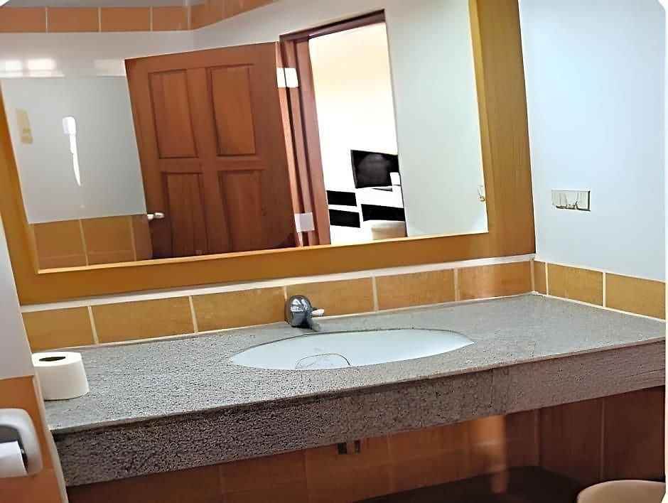 นาวิน แมนชั่น 2 Navin Mansion 2 2*