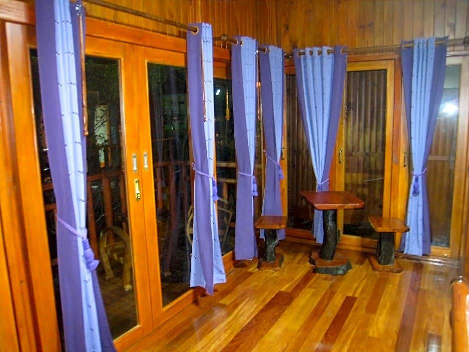 Guest house Wood House