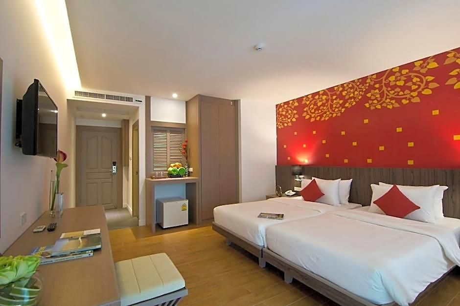 โรงแรม เทวัญ จอมเทียน พัทยา