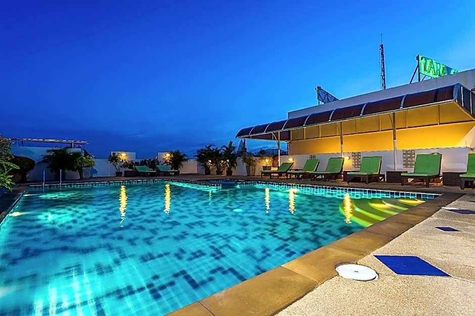 Tara Court Hotel 3*