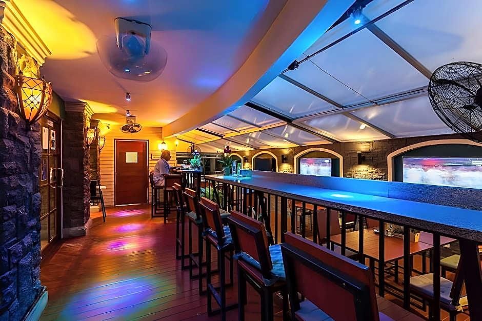 Hotel Tara Court 3*