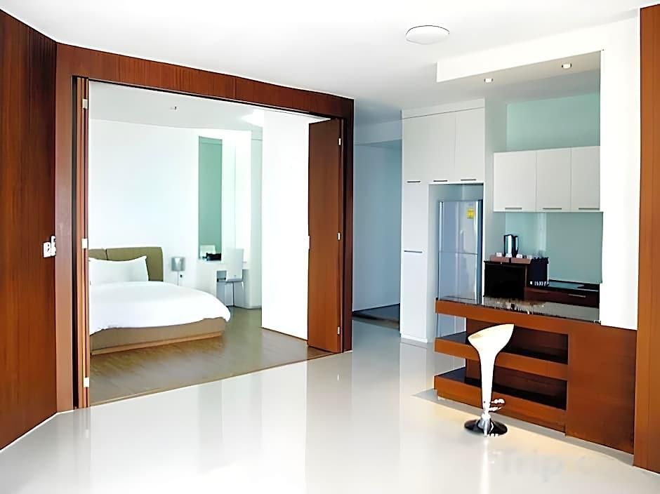โรงแรม Markland Seaside 3*