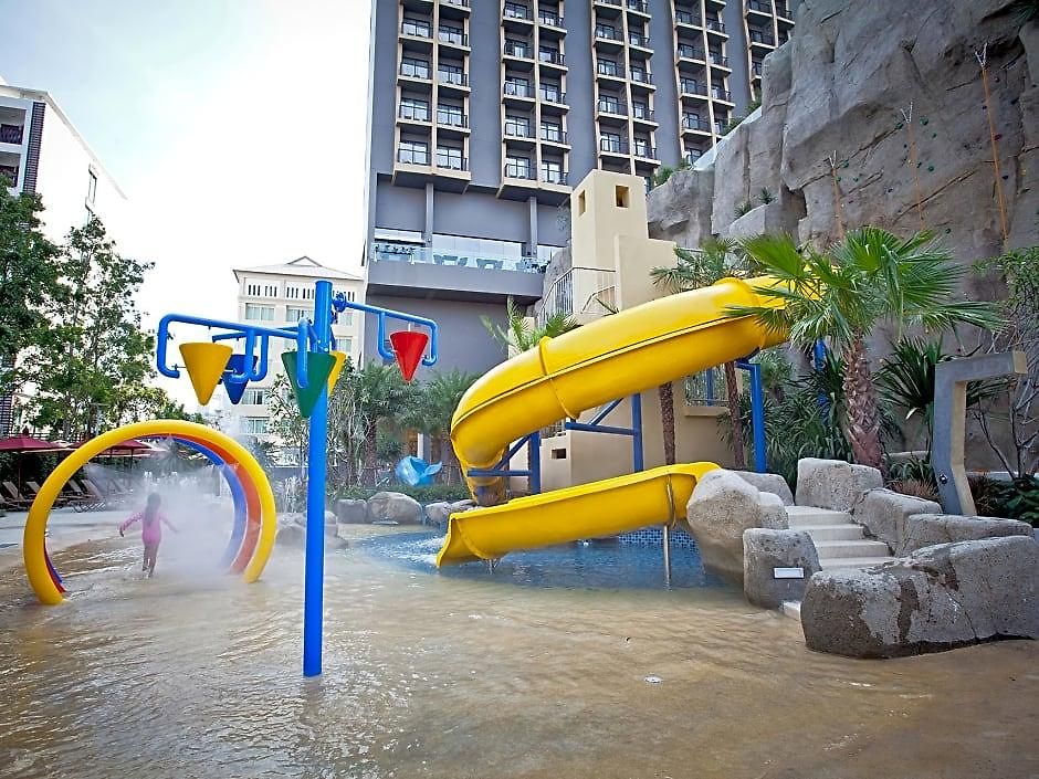 Mercure Ocean 4* Pattaya