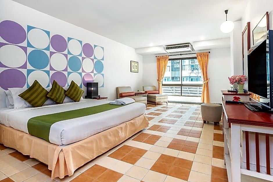 Sawasdee Sea View Hotel