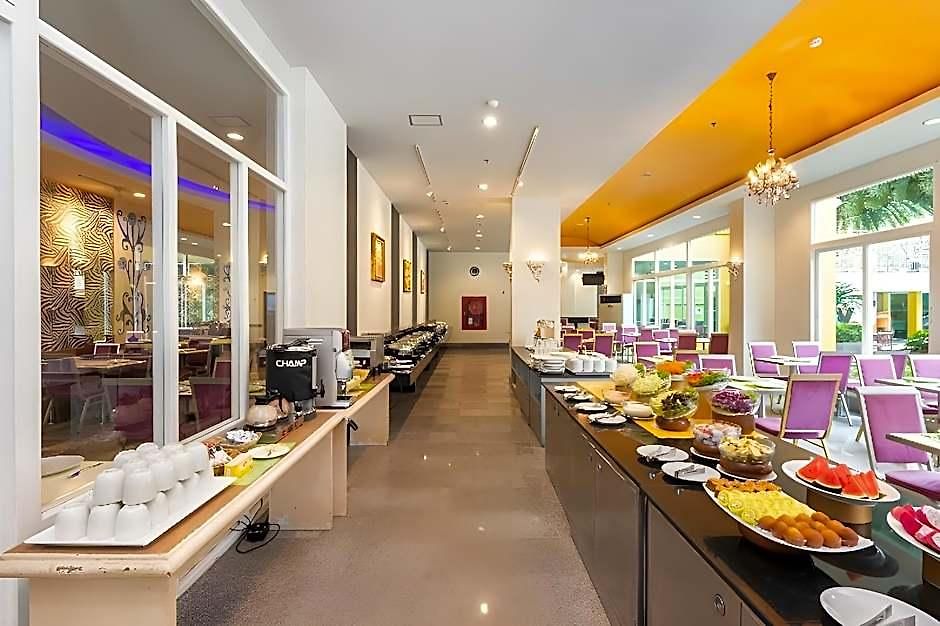 Grand Bella Hotel