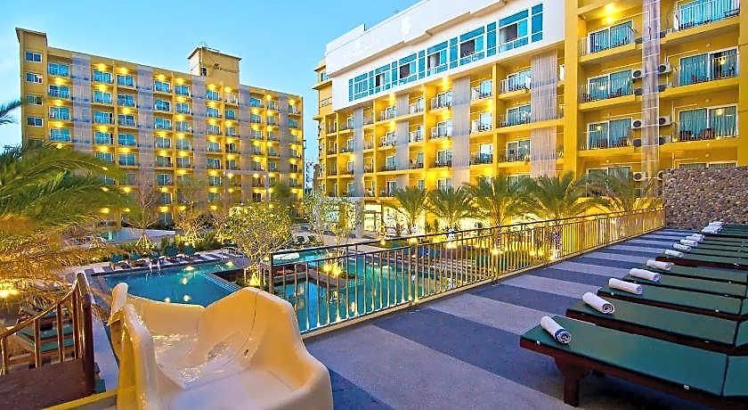 Hotel Grand Bella 4*