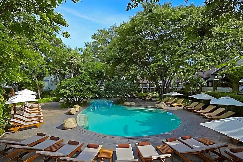 โรงแรม Woodlands 4*