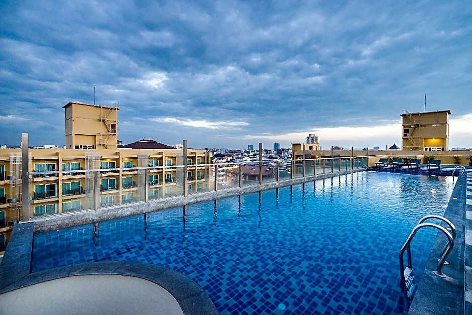 Grand Bella Hotel