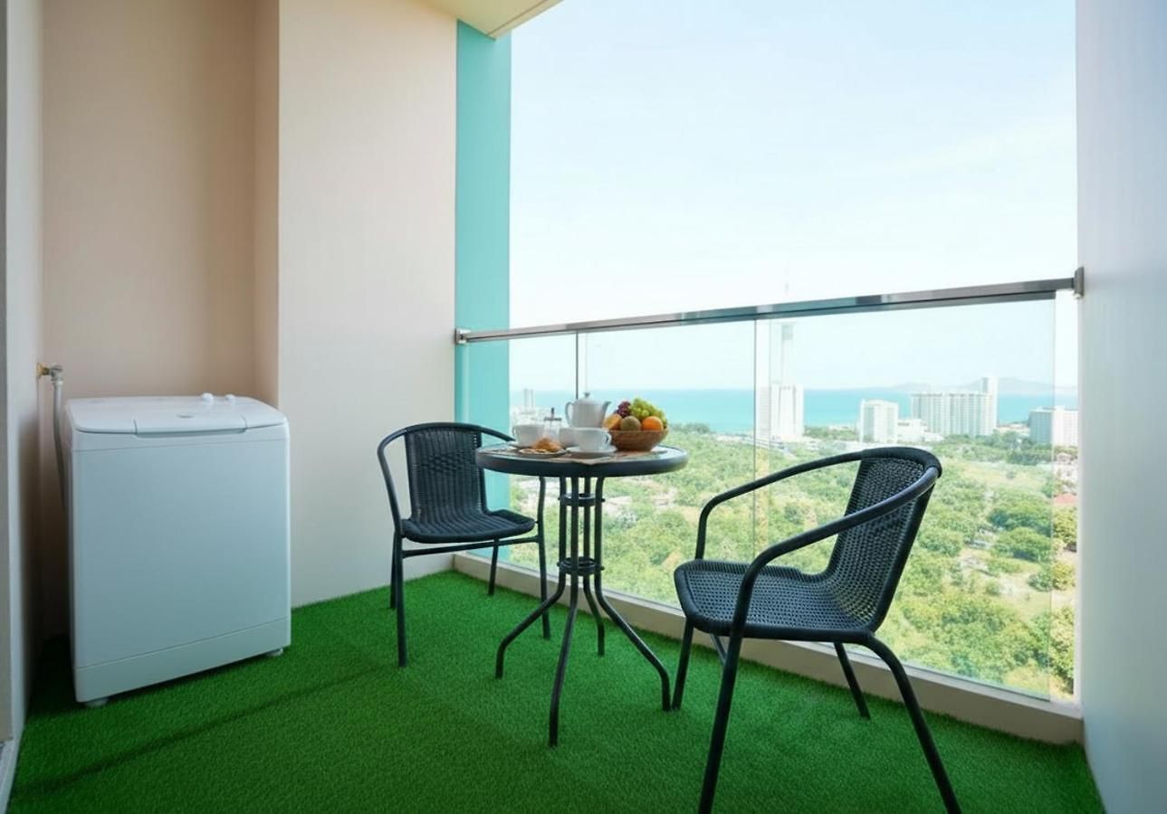 Apartment Grande Carribean Jomtien Pool View Sea View Pattaya