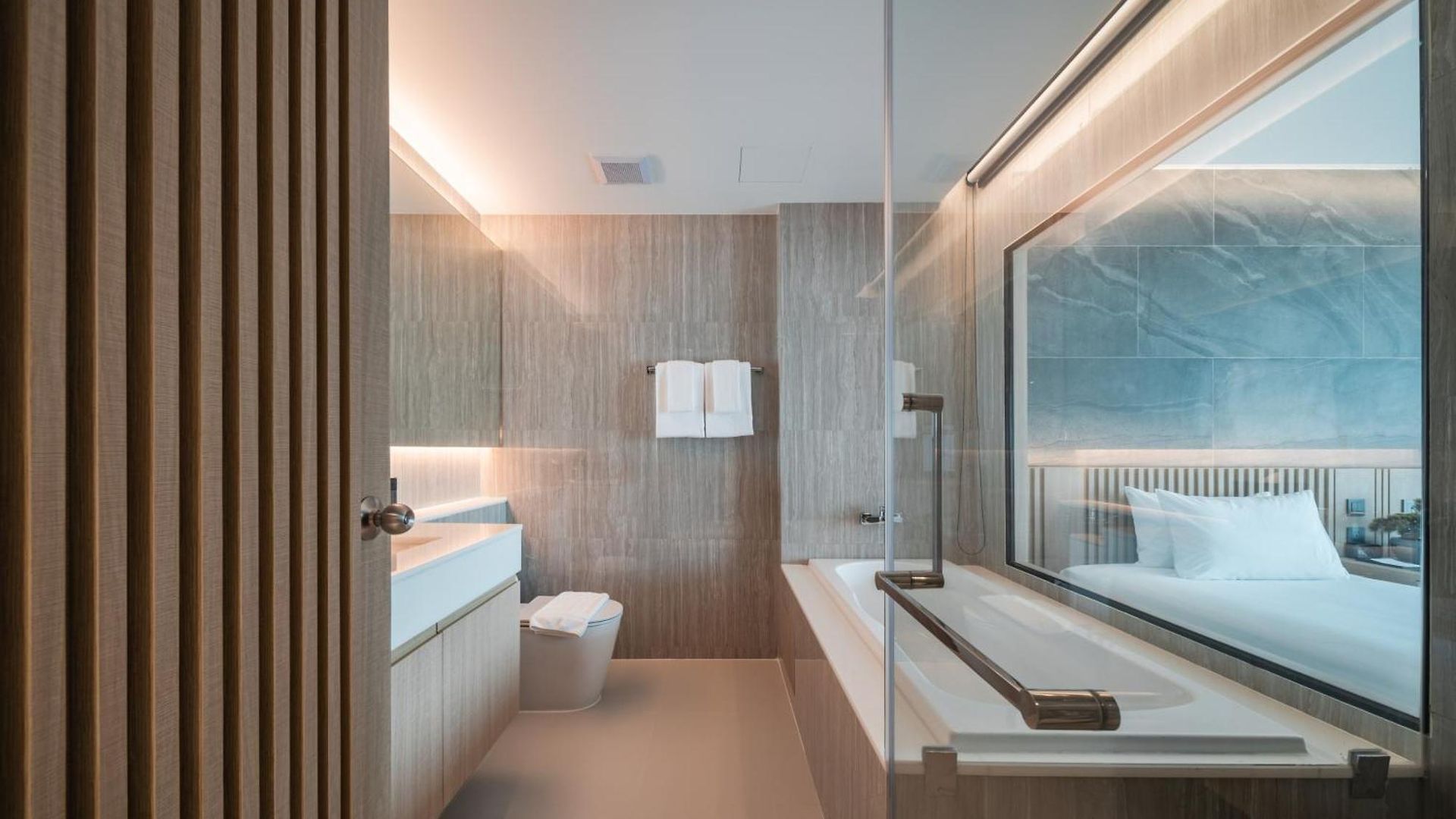 Hotel Mandarin Eastville, - Sha Extra 5*