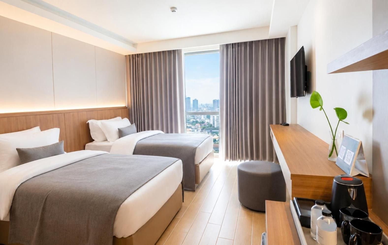 Hotel Shambhala