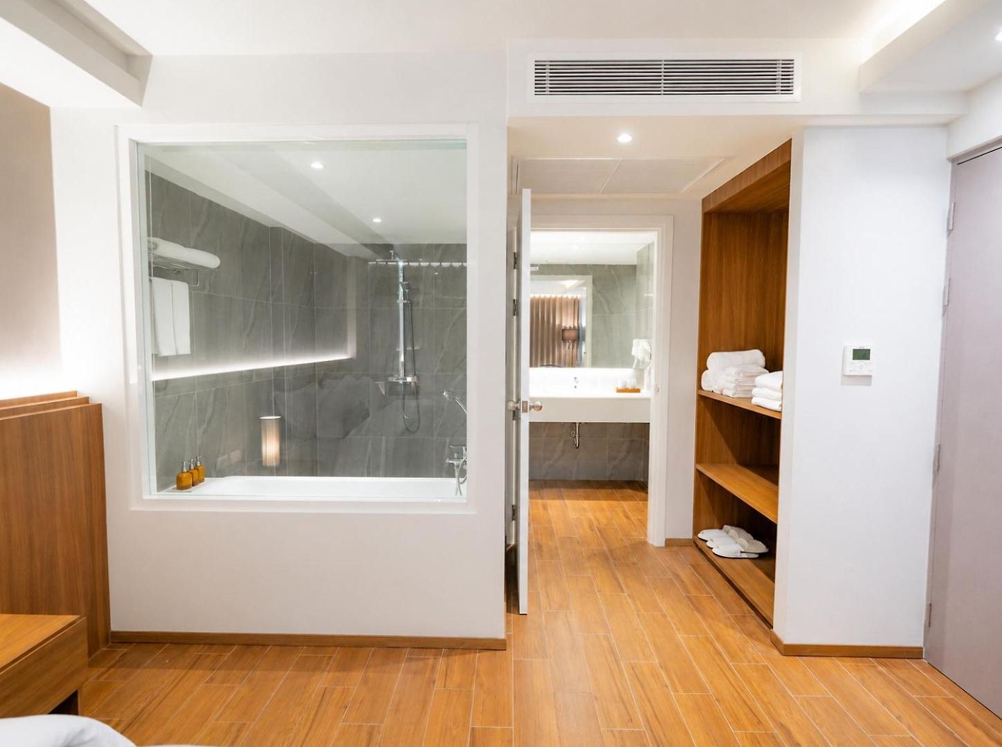 Shambhala Hotel 4*