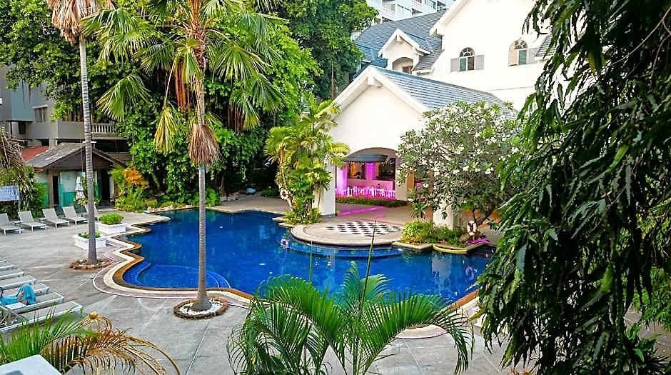 Pooh & 5* Pattaya