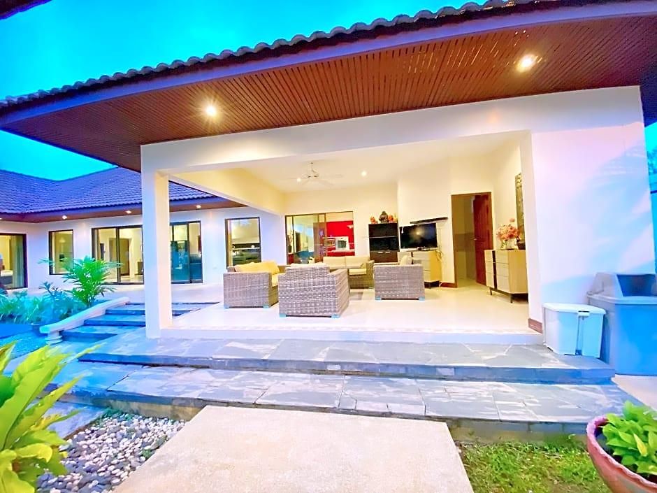Sunny1 Hotel 4*