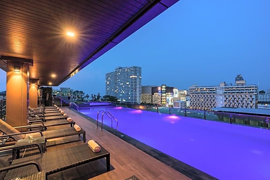 Hotel Acqua Pattaya