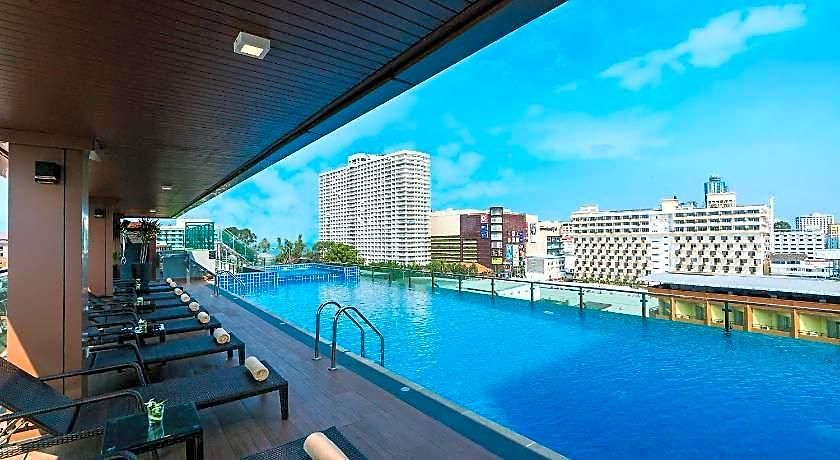 Acqua Hotel Pattaya