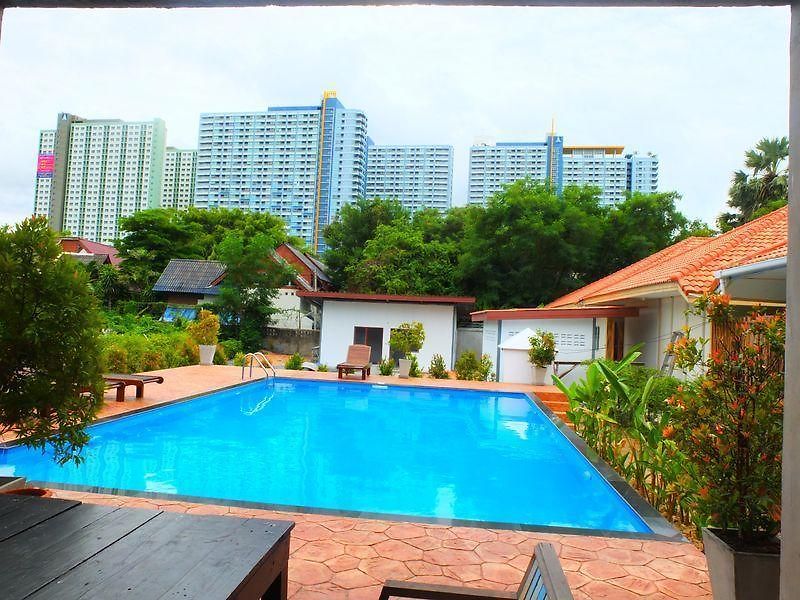 Lotusland รีสอร์ท 3*