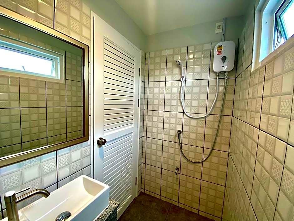 Hotel Aree House Poshtel Pattaya