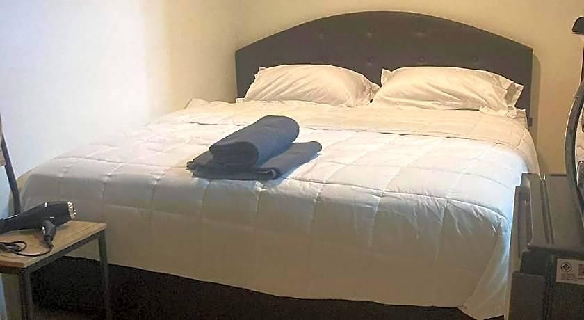The Sports Lounge Hotel 2*