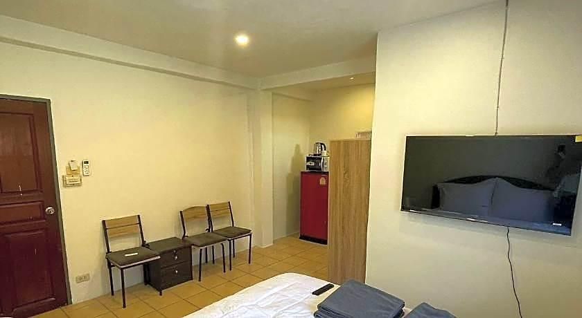 The Sports Lounge Hotel