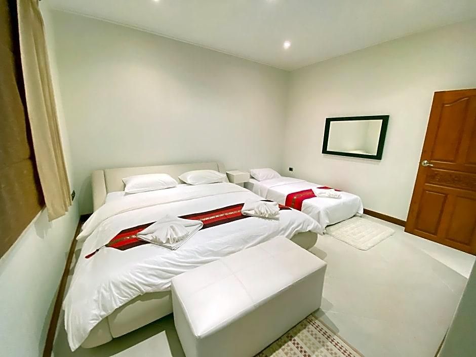 Sunny1 Hotel 4*