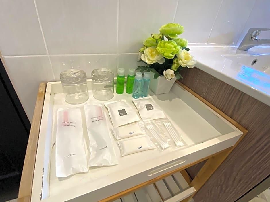 Sunny1 Hotel 4*