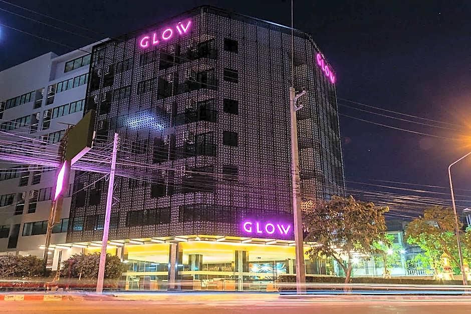 Glow โรงแรม 4*