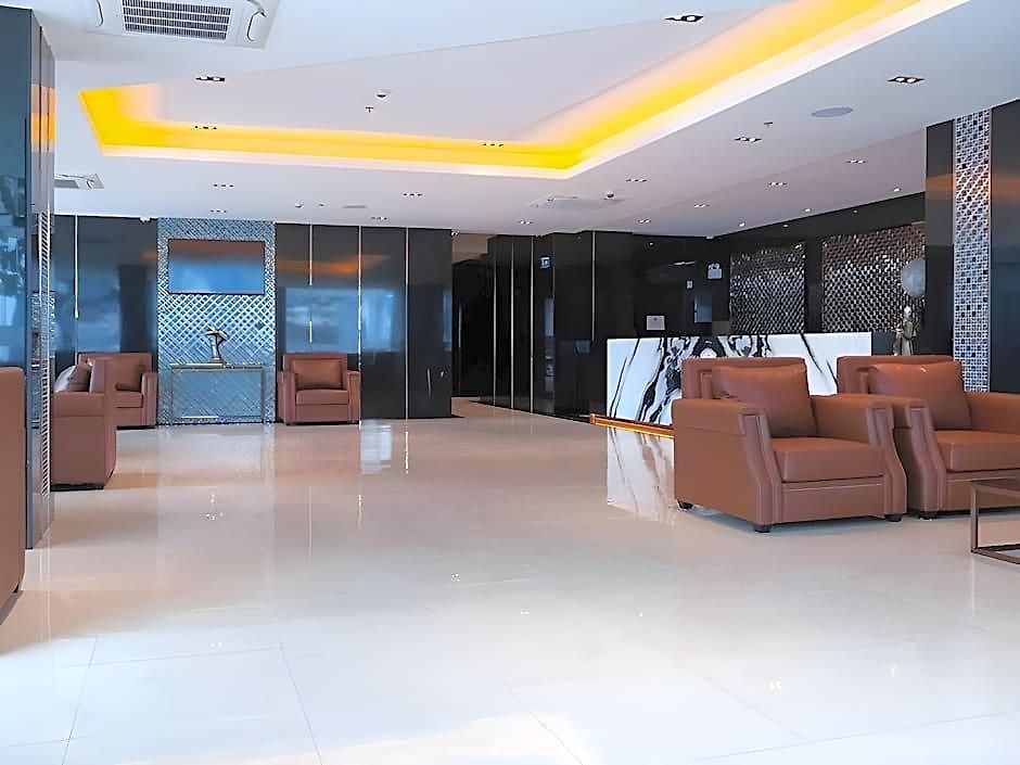 โรงแรม Glow