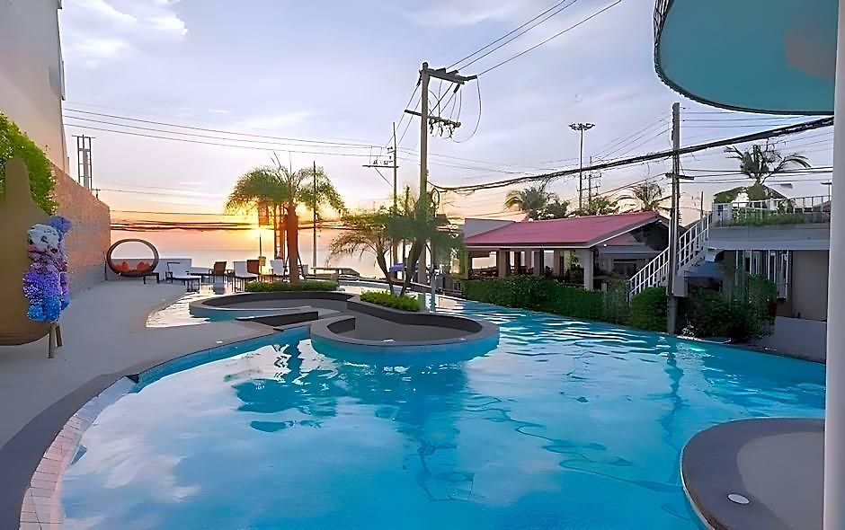 Hotel Golden Jomtien 5*