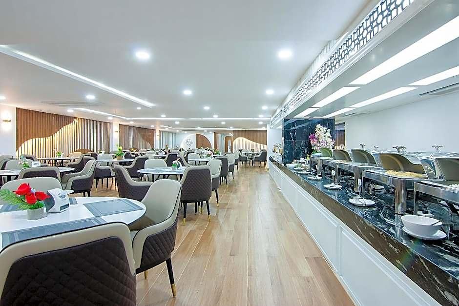 Hotel Golden Jomtien 5*
