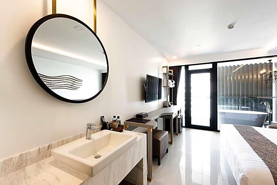 Blackwoods - Sha Extra 5* Pattaya