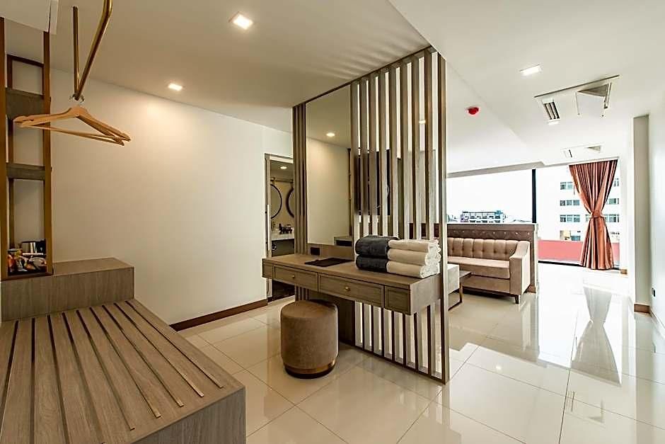 Hotel Blackwoods - Sha Extra Pattaya