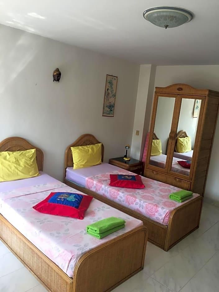 View Talay 1b By Franco Jontiem Bed & Breakfast Pattaya