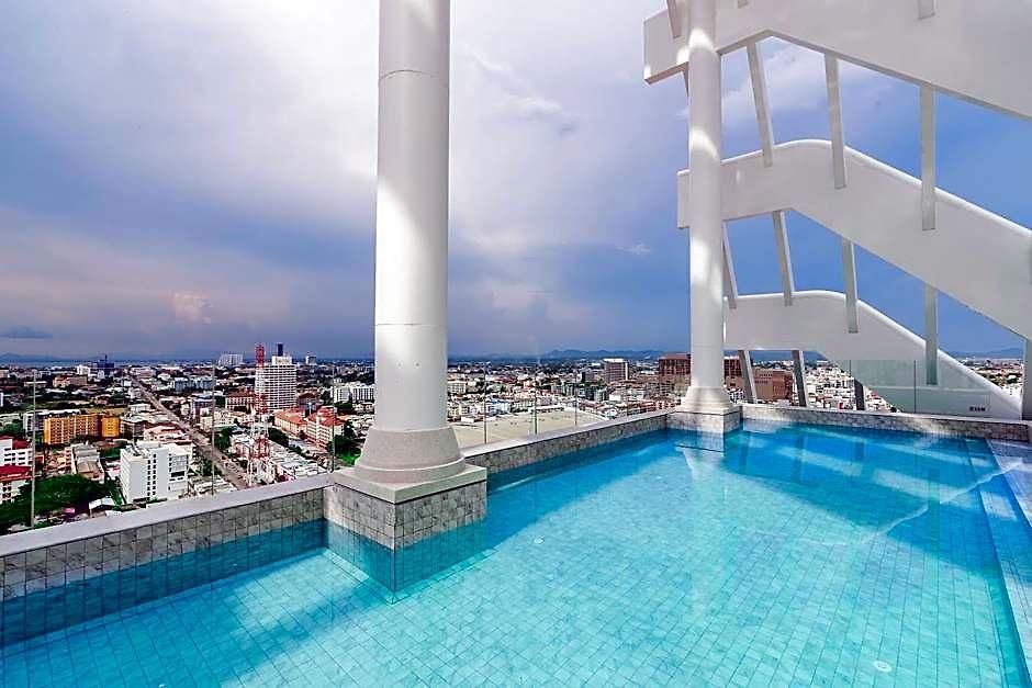 อาเบอร์ โฮเทล แอนด์ เรสซิเดนซ์ โรงแรม 5*