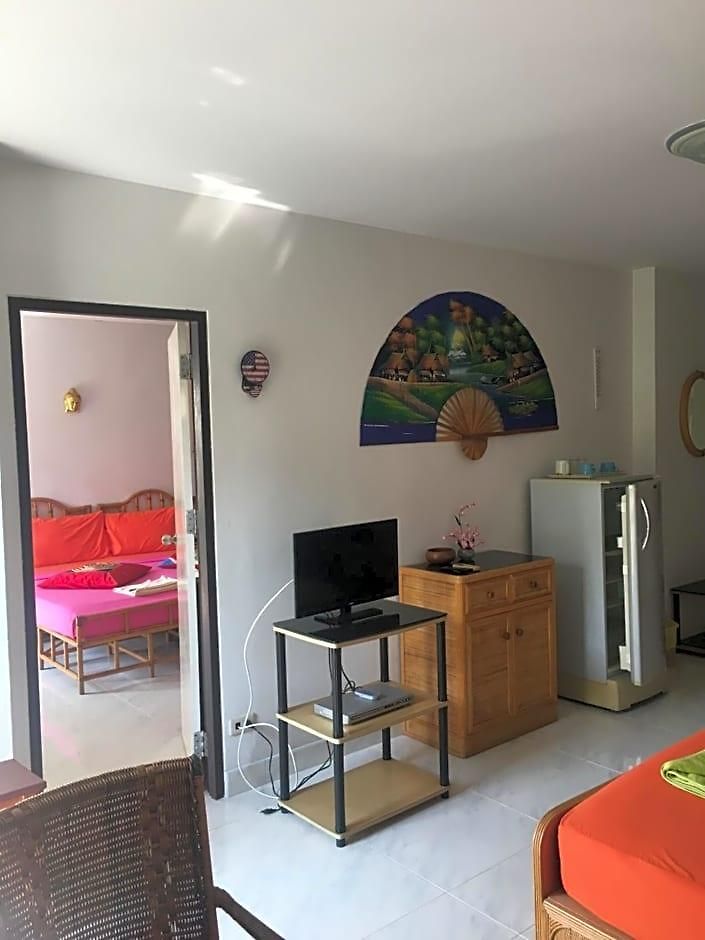View Talay 1b By Dao Bed & Breakfast