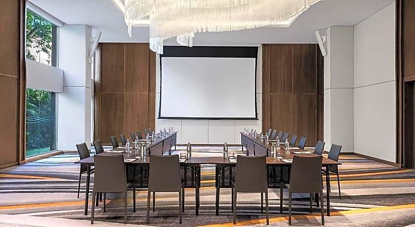 Courtyard By Marriott North Hotel 5*