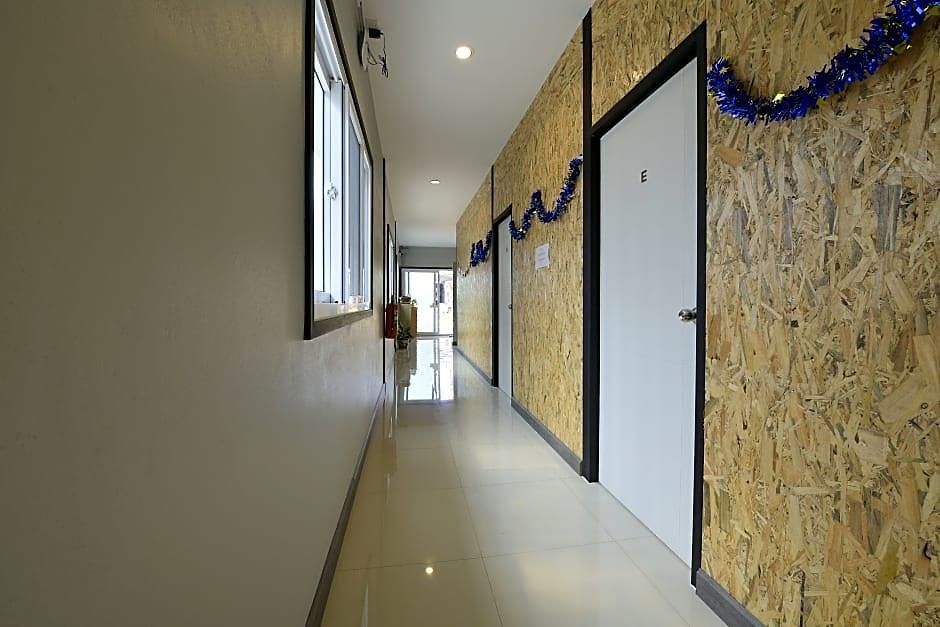 Baan Wararin Hostel *