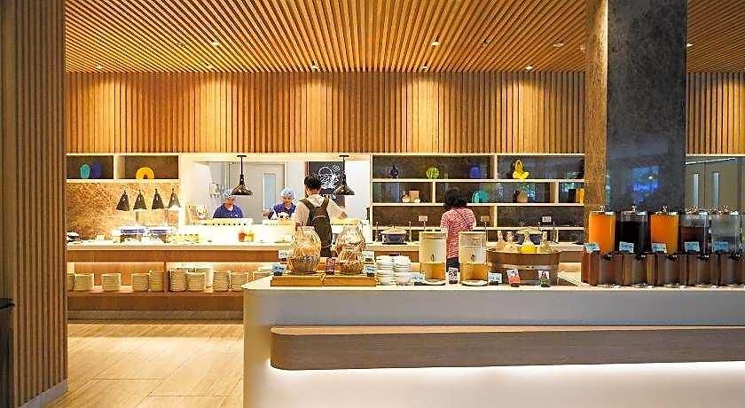 Ozo North โรงแรม