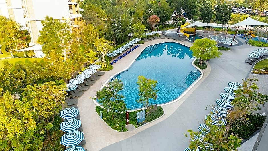 โรงแรม Ozo North 4*